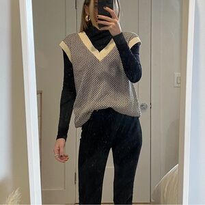 Oversized jacquard vest